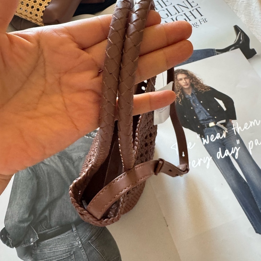 NWT- LOFT Tan Woven Tote Bag - Picture 5 of 6